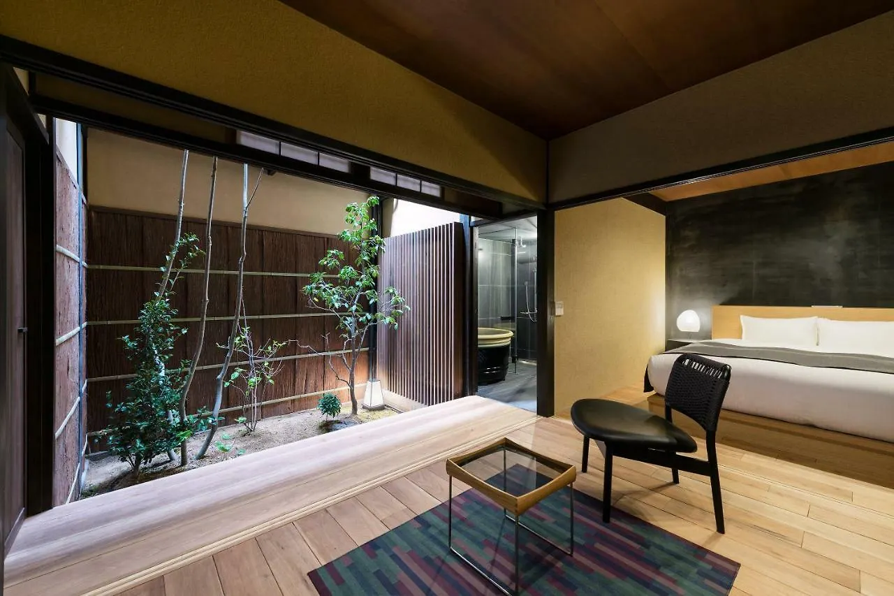 **** Ryokan Nazuna Kyoto Gosho Japan